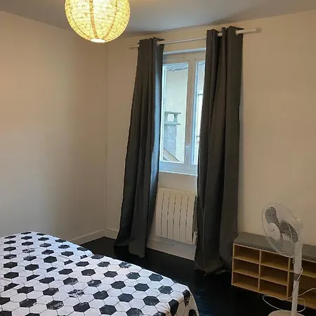 Ravissant Duplex Meuble Confort Hyper Centre St Cere 4 Pers Lit Bb Wifi Gratuit Apartment Saint-Cere